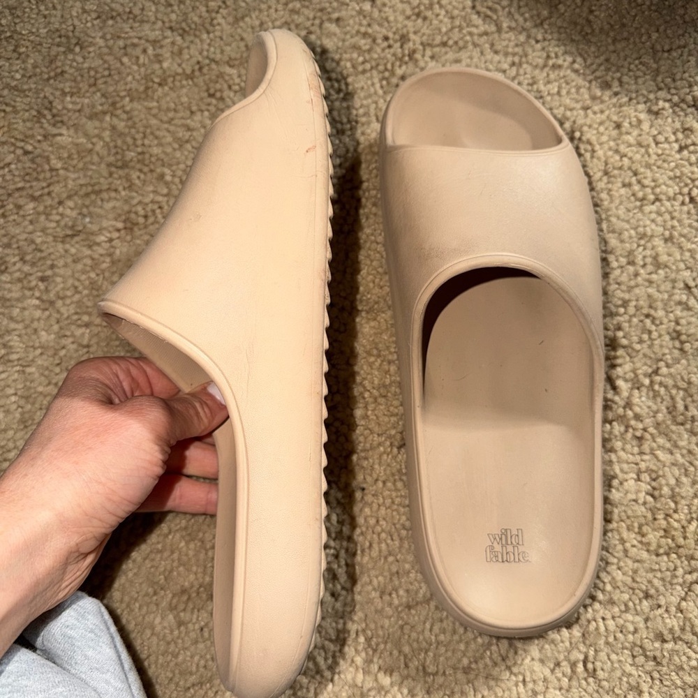 Wild Fable Cream Slide Slippers women’s sz 8 - Picture 5 of 5